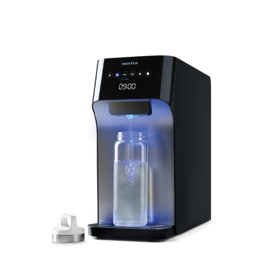 A novita Hot/Cold Water Dispenser W28 with a bottle of water.